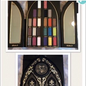 Kat Von D Holiday 2017 LE Saint Sinner Palette